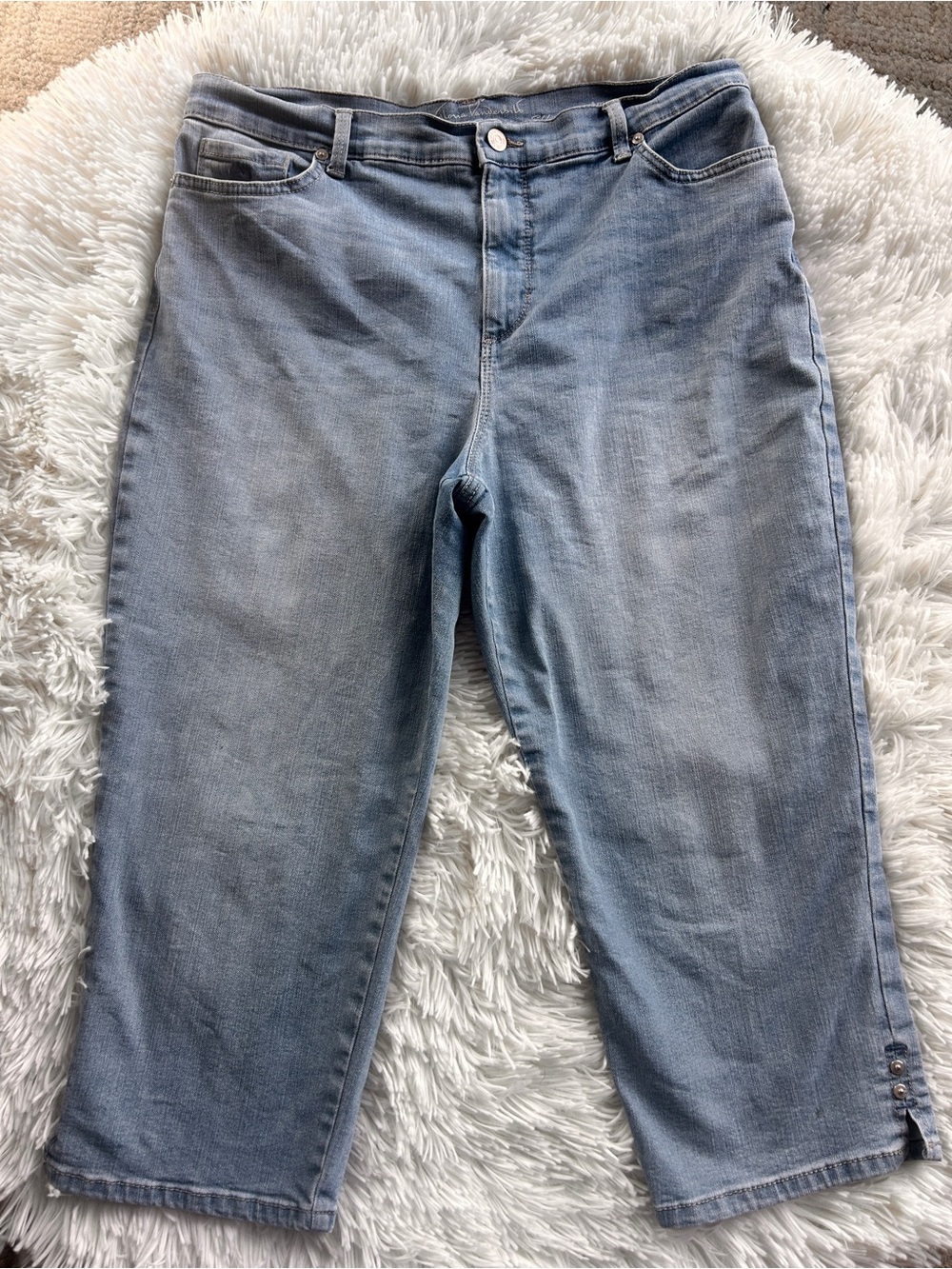 Gloria Vanderbilt All Around Slimming Effect Amanda Capri - Size 12 - Picture 2 of 11